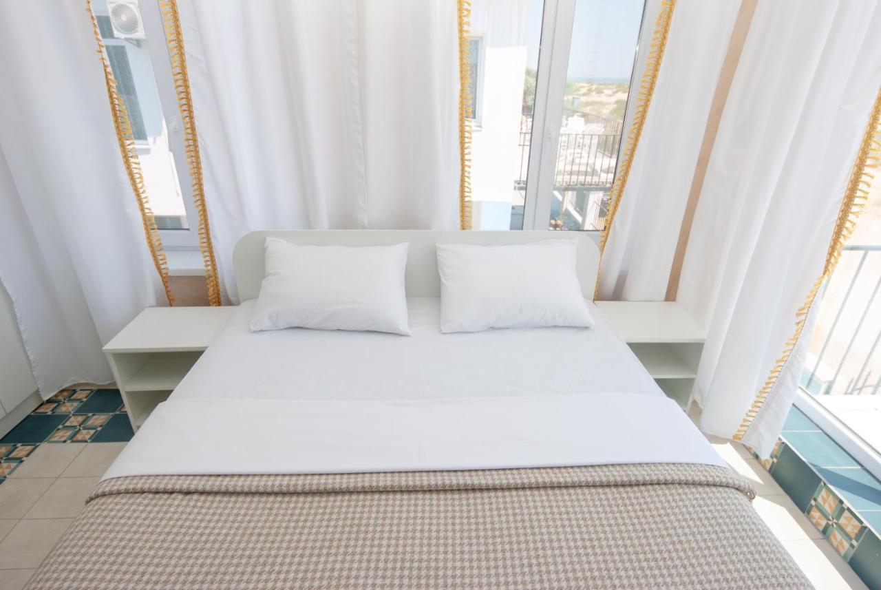 Ля Вады Hotel Zatoka Ngoại thất bức ảnh