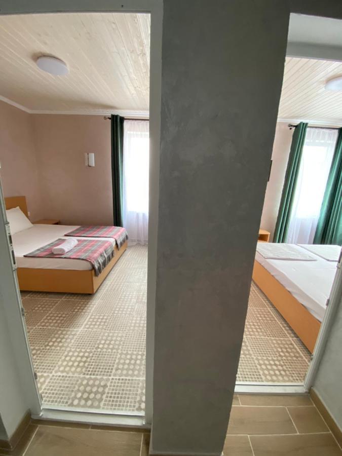 Ля Вады Hotel Zatoka Ngoại thất bức ảnh