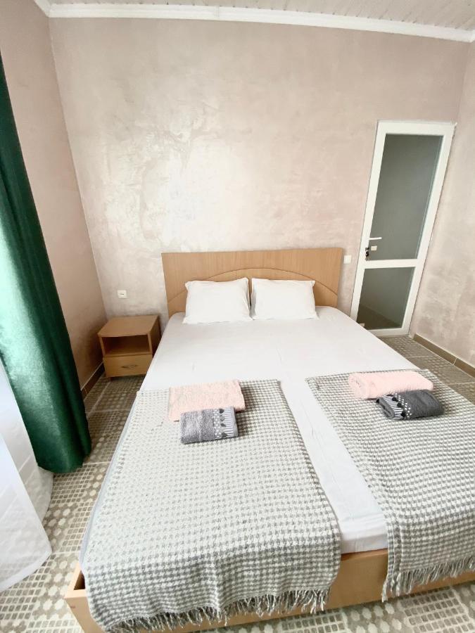 Ля Вады Hotel Zatoka Ngoại thất bức ảnh